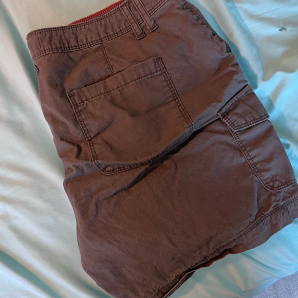 Cargo shorts - Picture 2 of 3